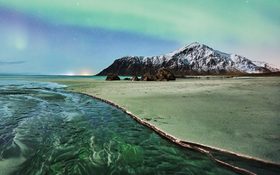 A long and cold night on Lofoten islands, Norway