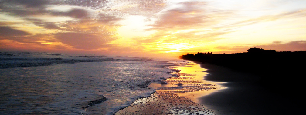 Beach background of Qasim Port sunset