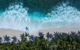 Breezy coast with amazing waves in Fuvahmulah city, Maldives