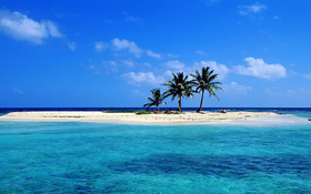 Lonely sandy beach wallpaper