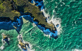 Stunning aerial view of the cliffs in Big Sur, CA, USA