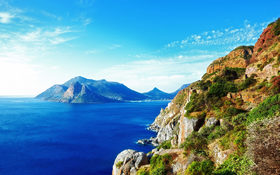 The gorgeous view on Table Mountain in Cape Town, South Africa