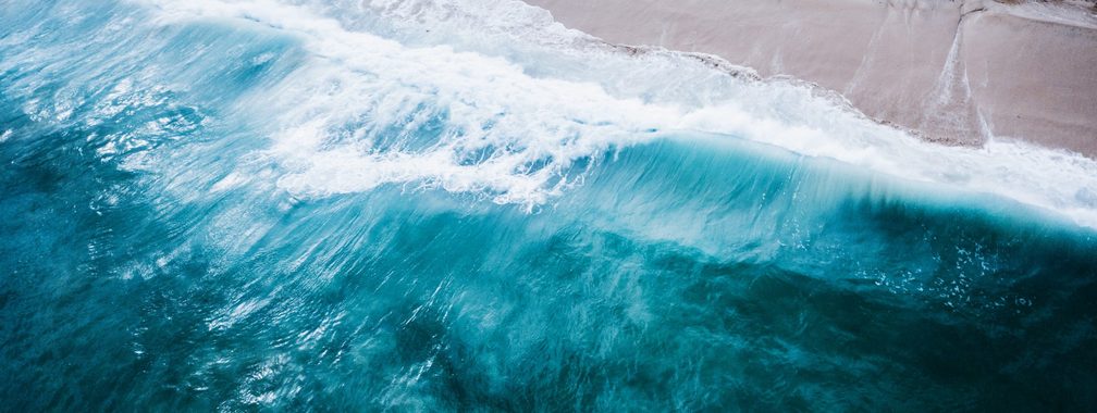 The magical waves of water in Swanbourne Beach, Australia