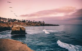 The perfect sunset at Sunset Cliffs, San Diego, United States