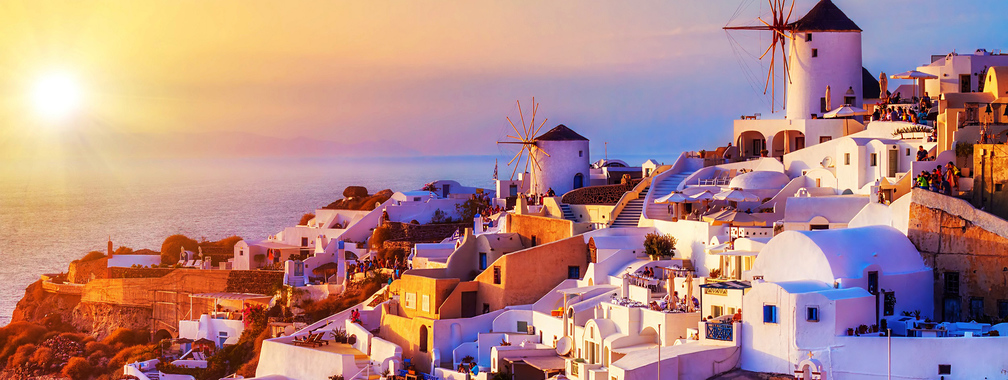 The spectacular sunset over the Oia village in Santorini, Greece